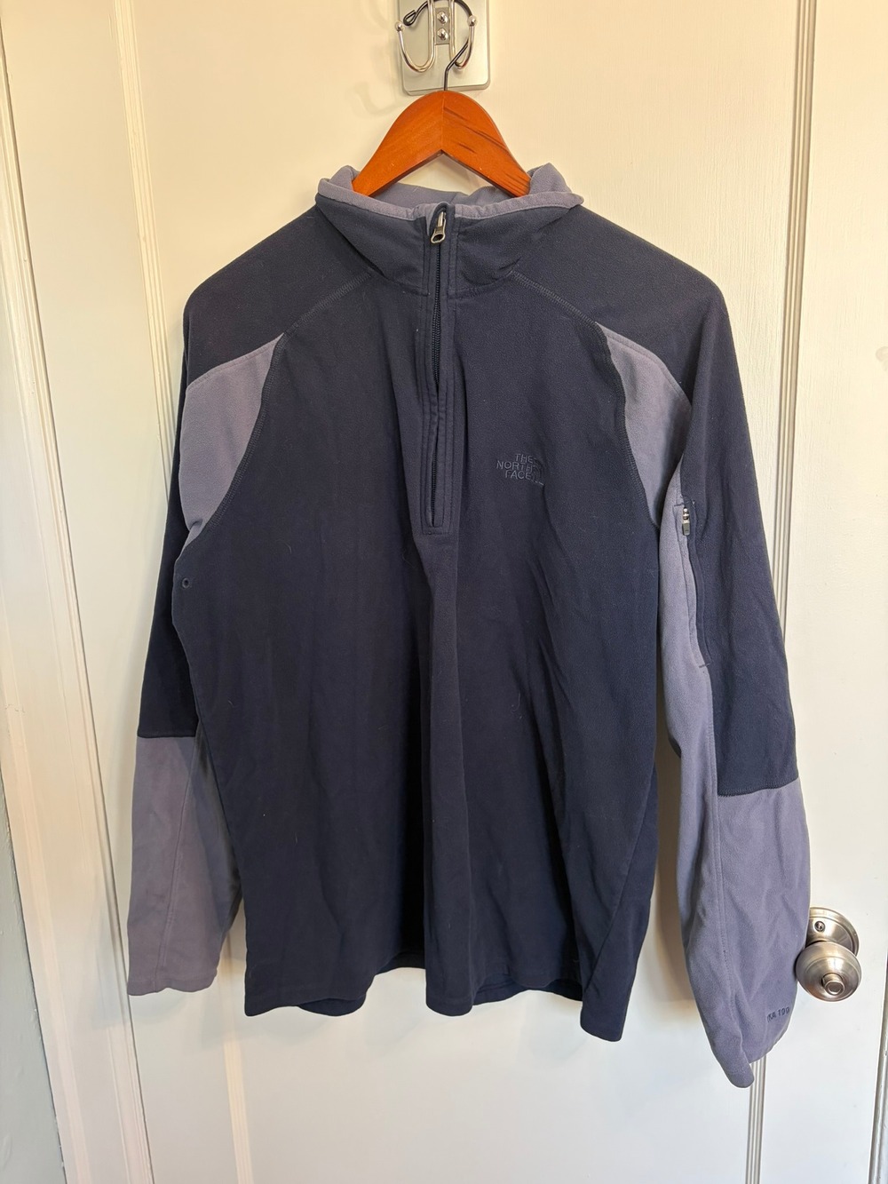 The North Face TKA 100 1/4 Zip Fleece Pullover Men's L Navy Gray